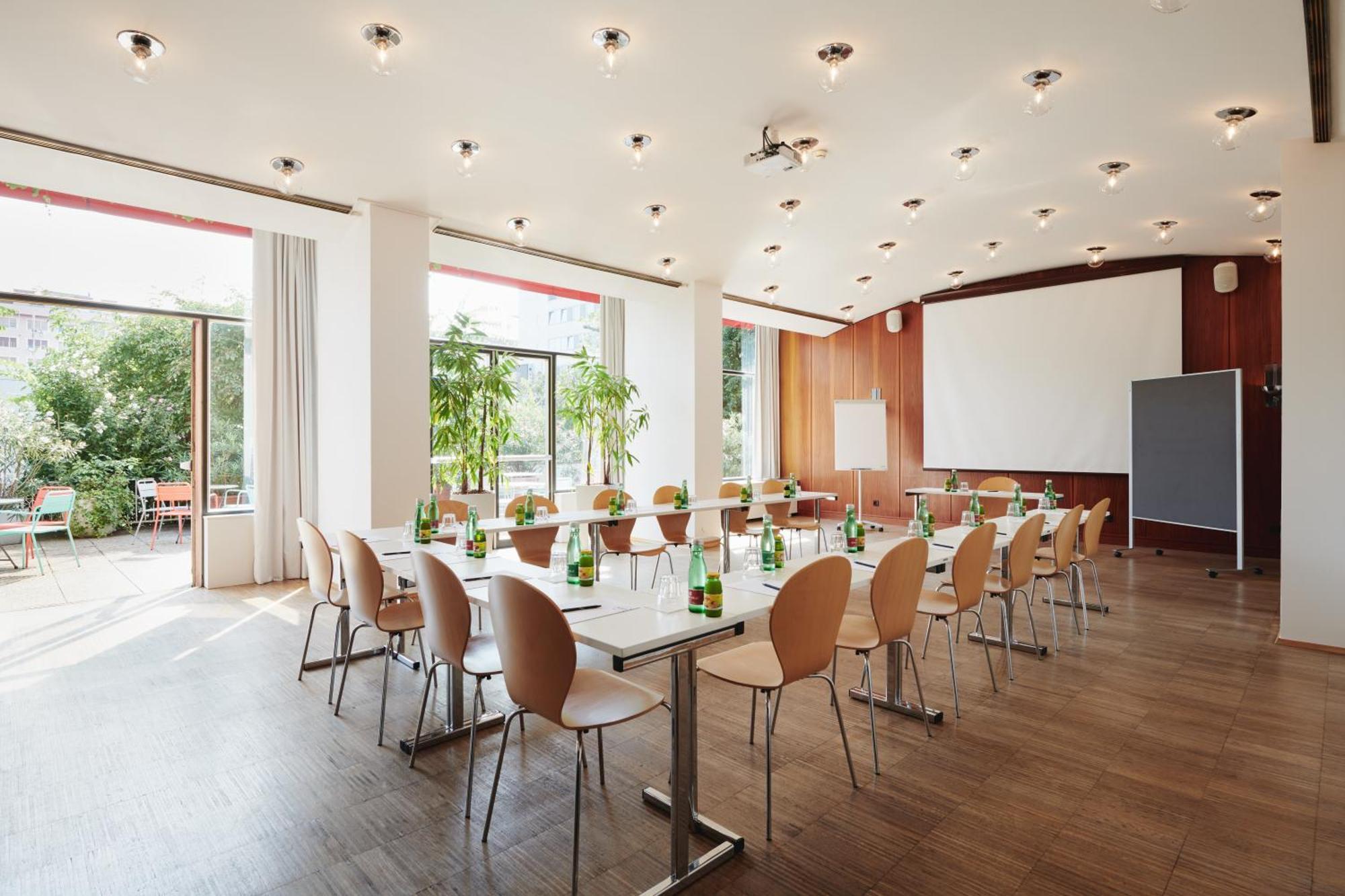 Hotel Daniel Graz - Smart Lifestyle Near City Centre Luaran gambar